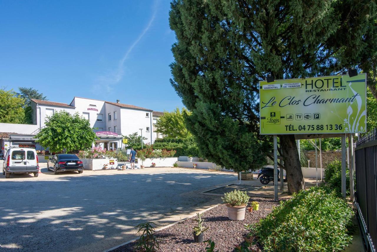 Hotel Restaurant Le Clos Charmant Vallon-Pont-dʼArc Kültér fotó